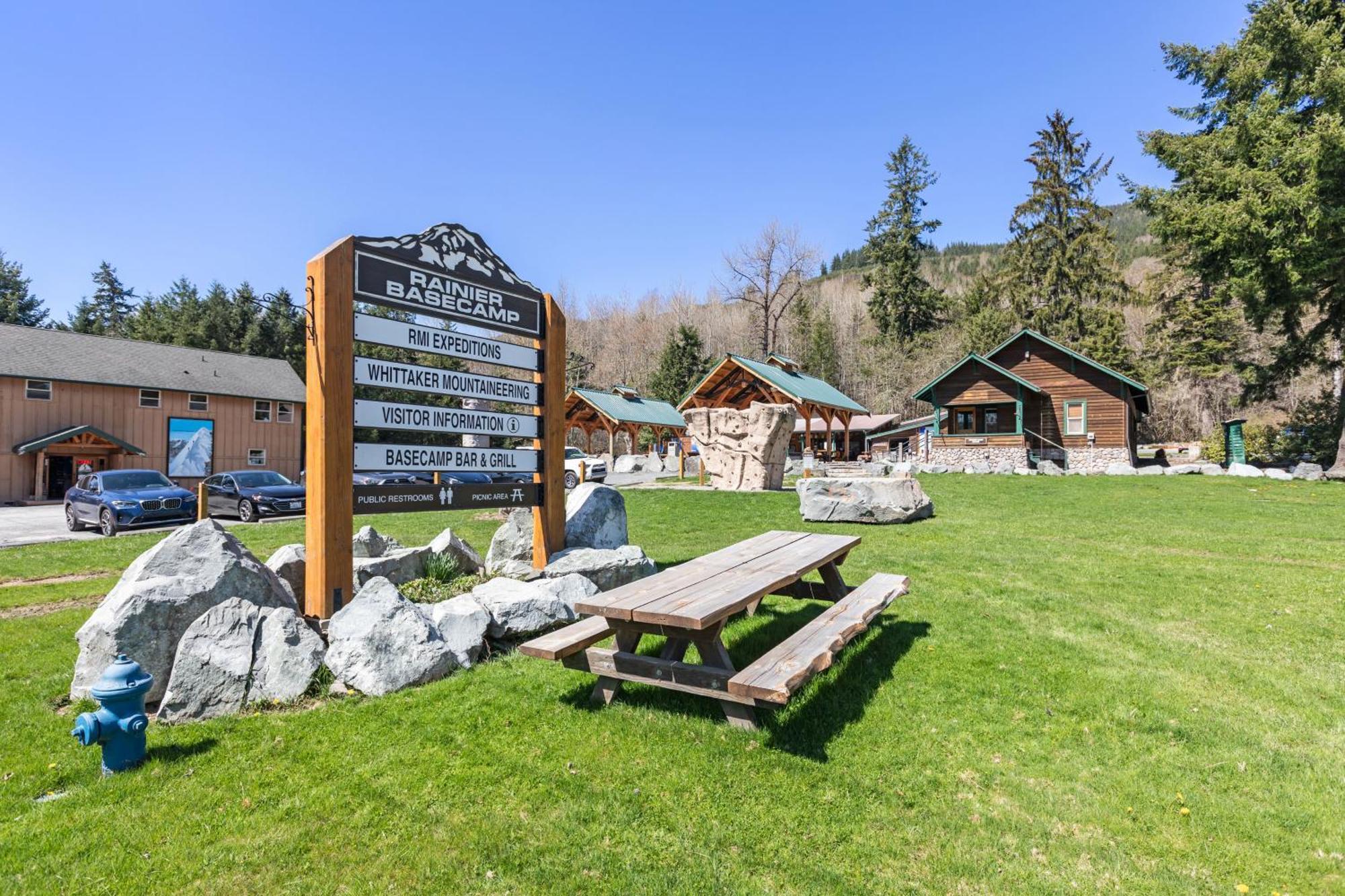 Willa Hikers Haven With Hot Tub - Near Mt Rainier! Ashford Zewnętrze zdjęcie